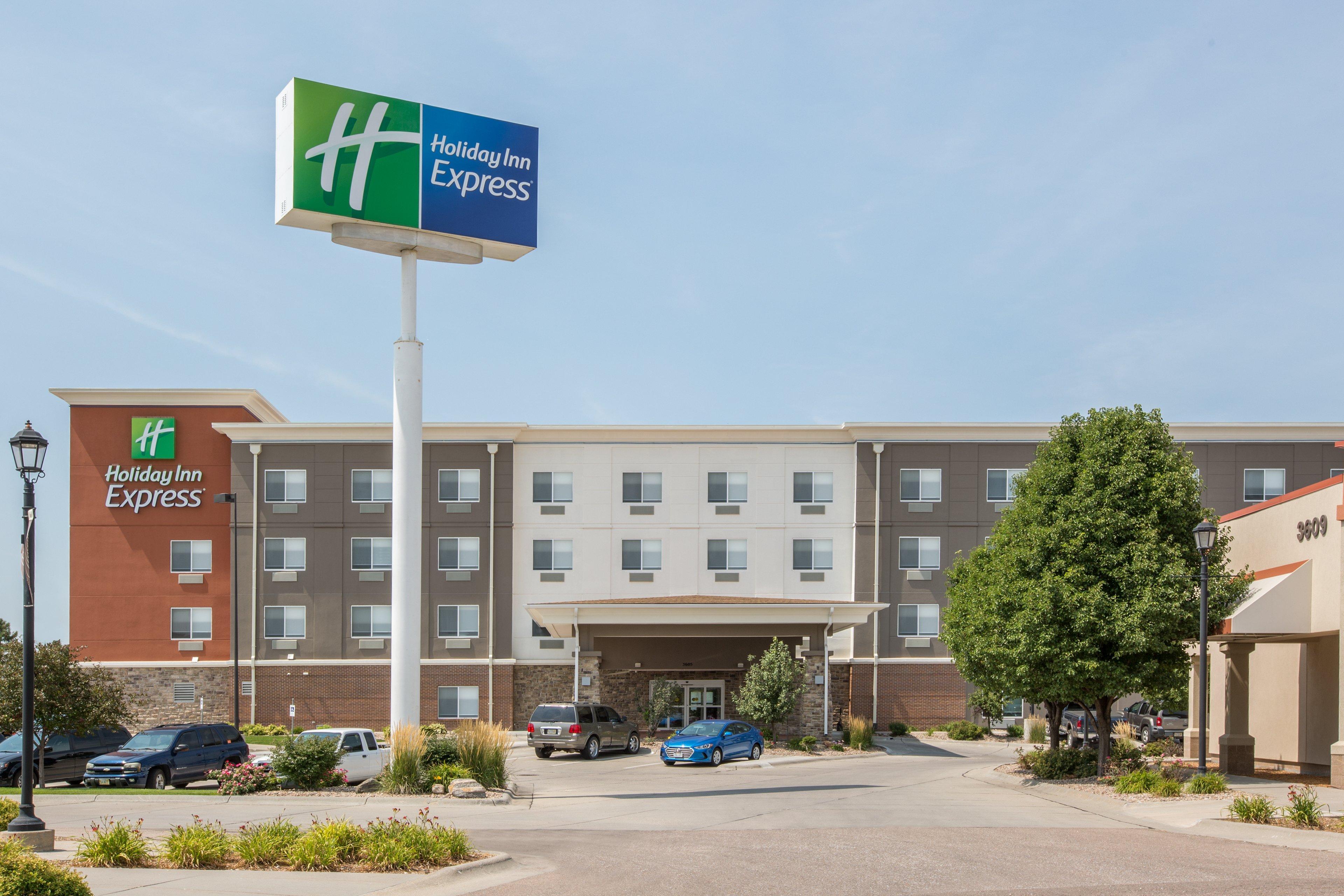Holiday Inn Express Hastings By Ihg Εξωτερικό φωτογραφία