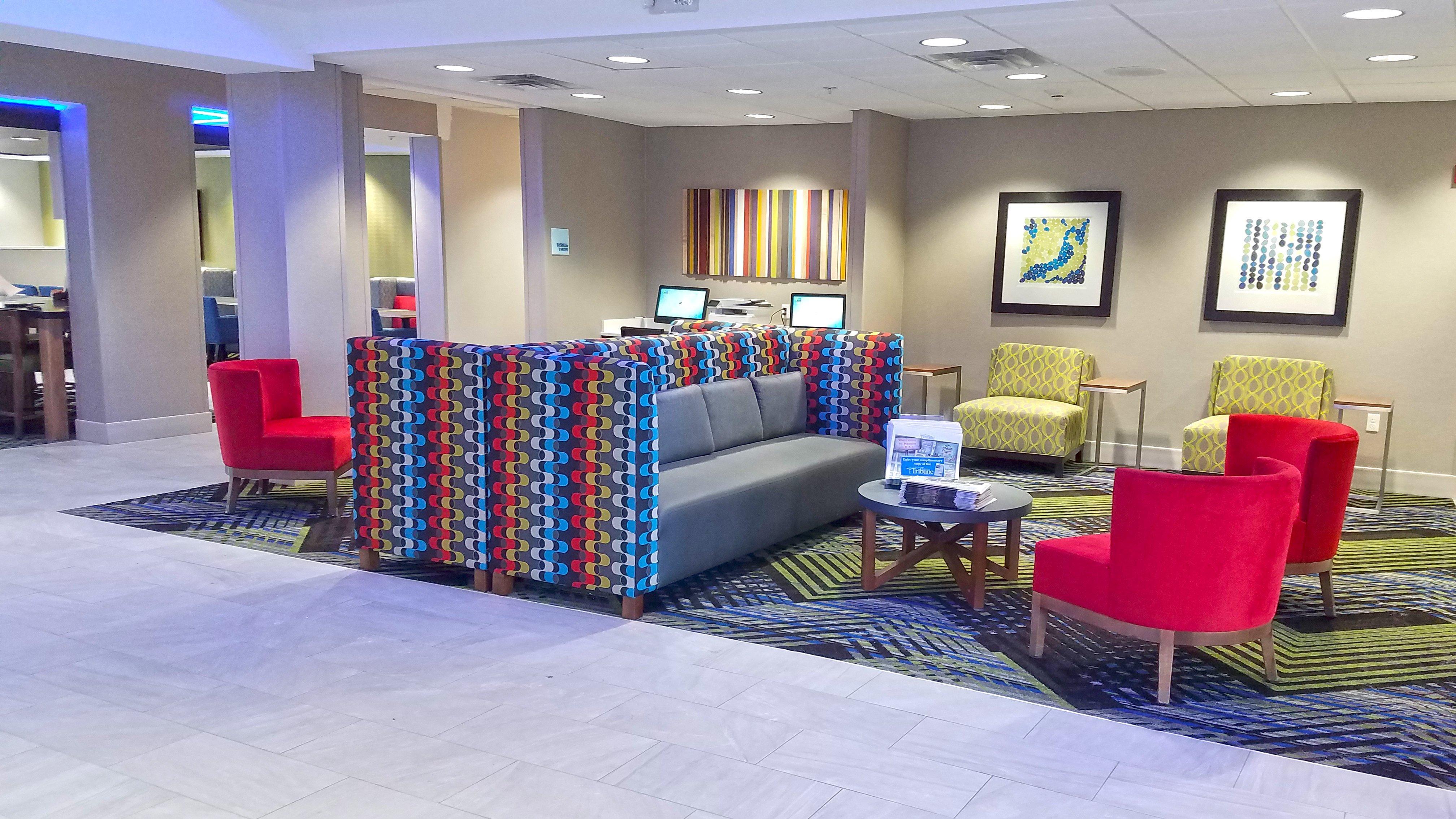 Holiday Inn Express Hastings By Ihg Εξωτερικό φωτογραφία