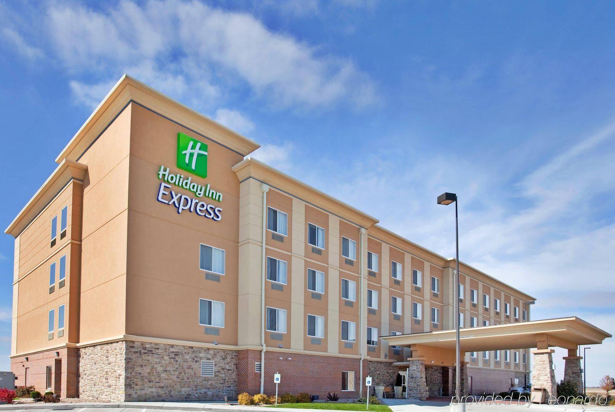 Holiday Inn Express Hastings By Ihg Εξωτερικό φωτογραφία