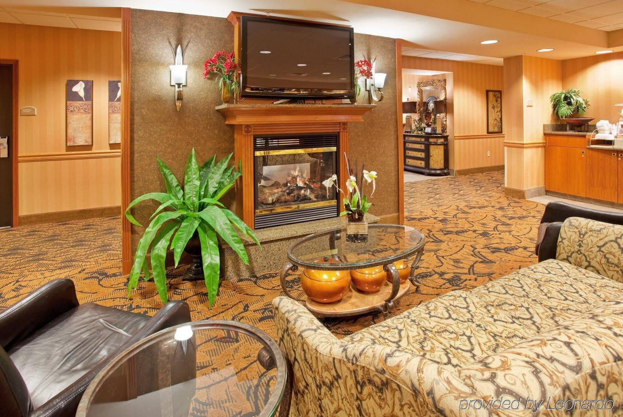 Holiday Inn Express Hastings By Ihg Εξωτερικό φωτογραφία